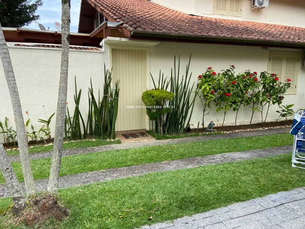 Casa à venda com 4 quartos, 140m² - Foto 4