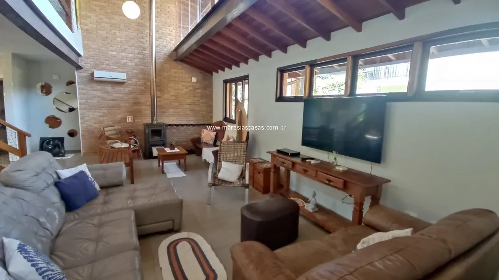 Casa, 4 quartos, 22 m² - Foto 1