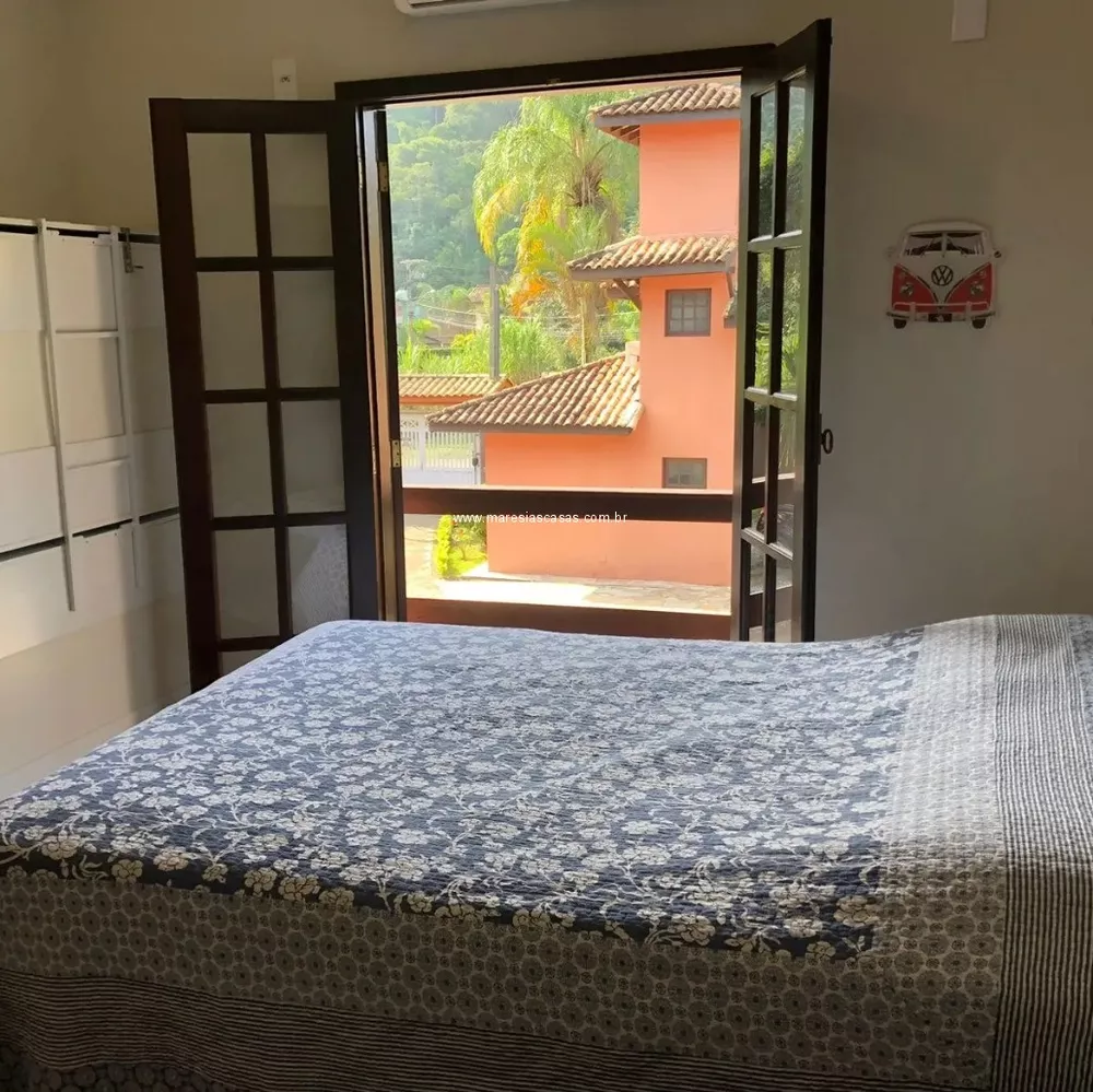 Casa à venda com 2 quartos, 80m² - Foto 8