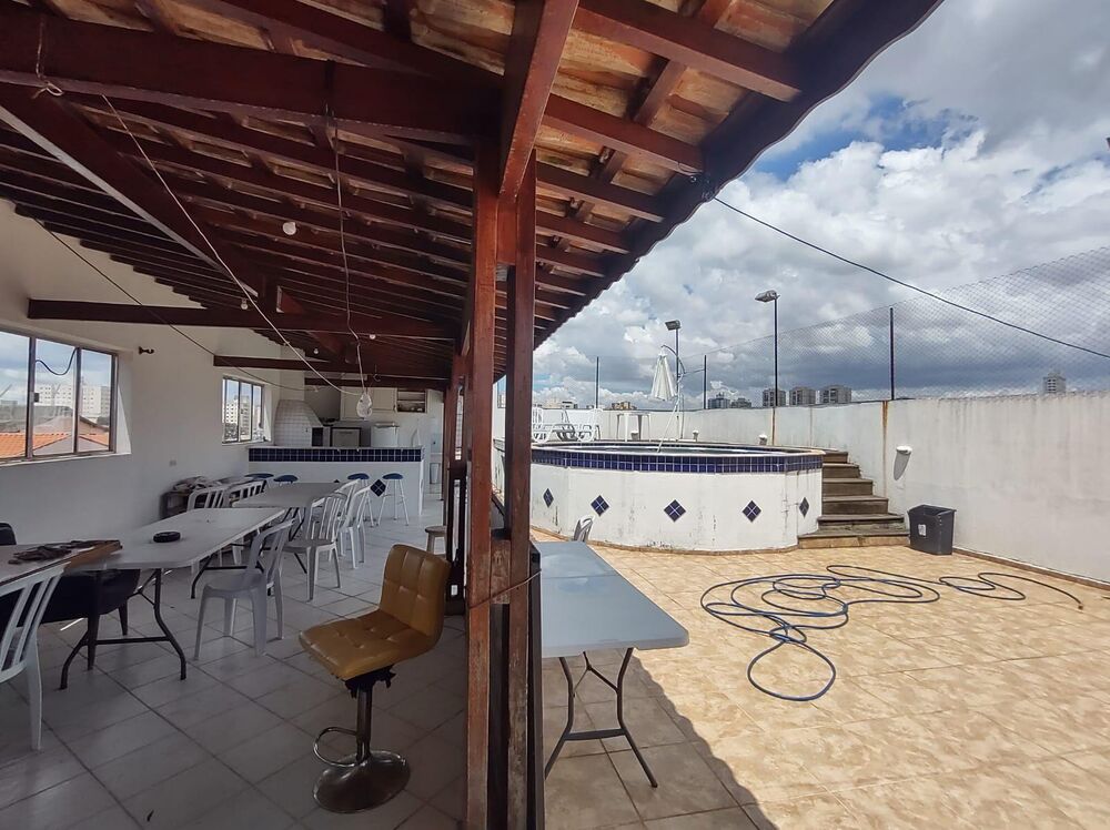 Sobrado à venda com 8 quartos, 840m² - Foto 2