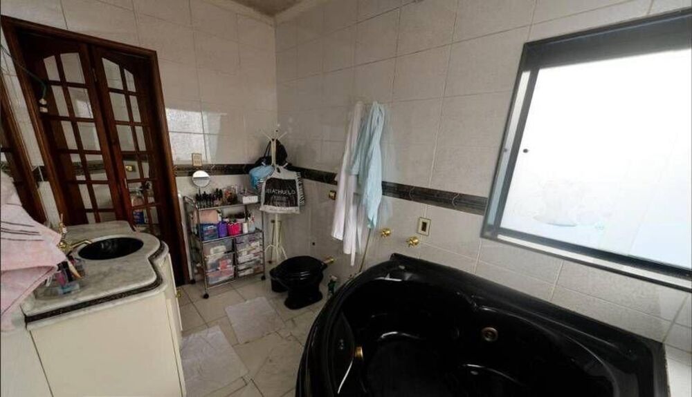 Sobrado à venda com 8 quartos, 840m² - Foto 15
