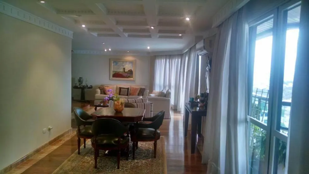 Apartamento, 4 quartos, 350 m² - Foto 22