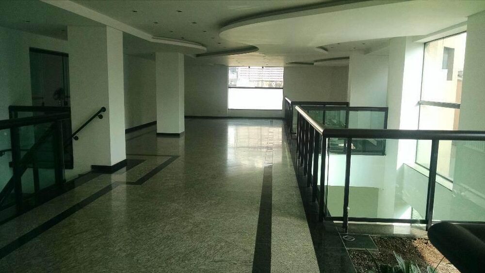 Apartamento à venda com 4 quartos, 350m² - Foto 2