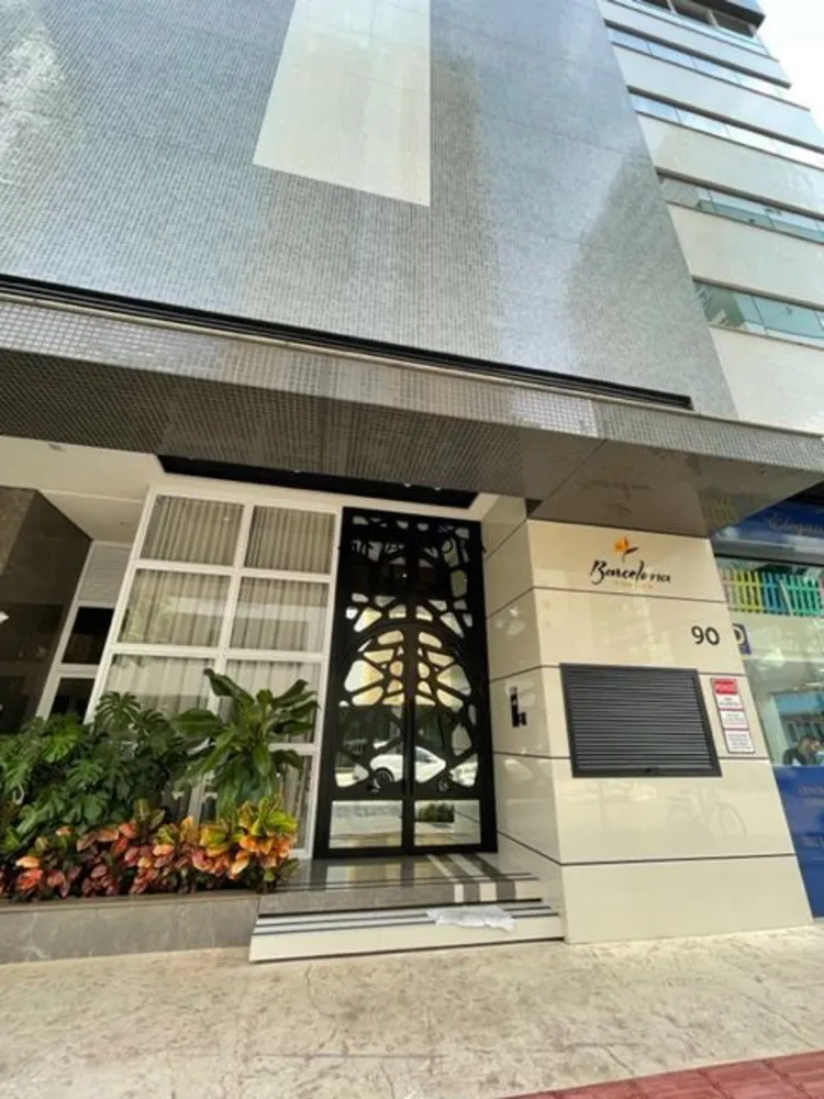 Cobertura, 3 quartos, 242 m² - Foto 2