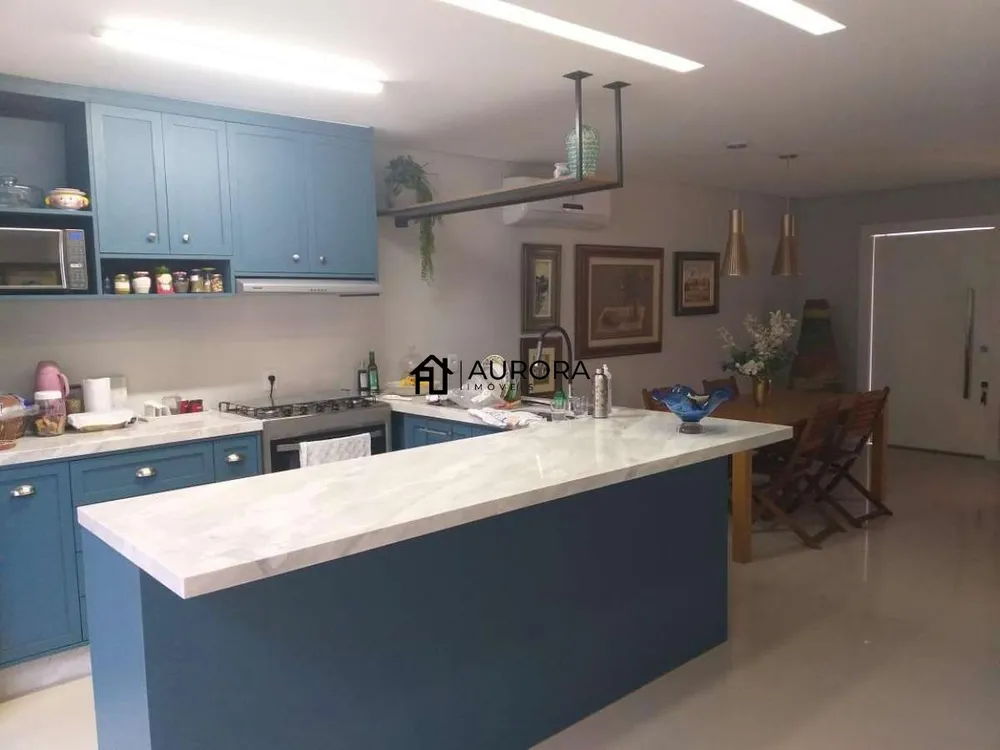 Apartamento, 3 quartos, 215 m² - Foto 3