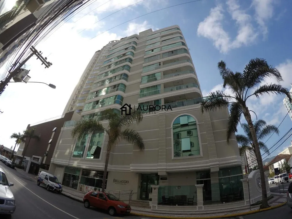 Apartamento, 3 quartos, 205 m² - Foto 1