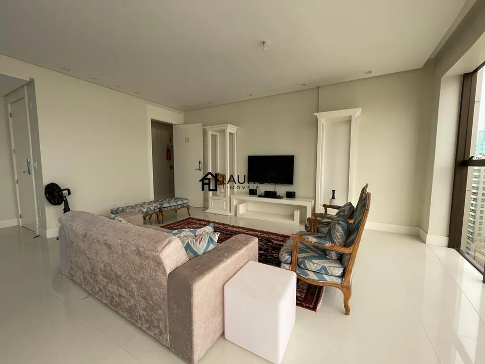Apartamento, 3 quartos, 130 m² - Foto 3