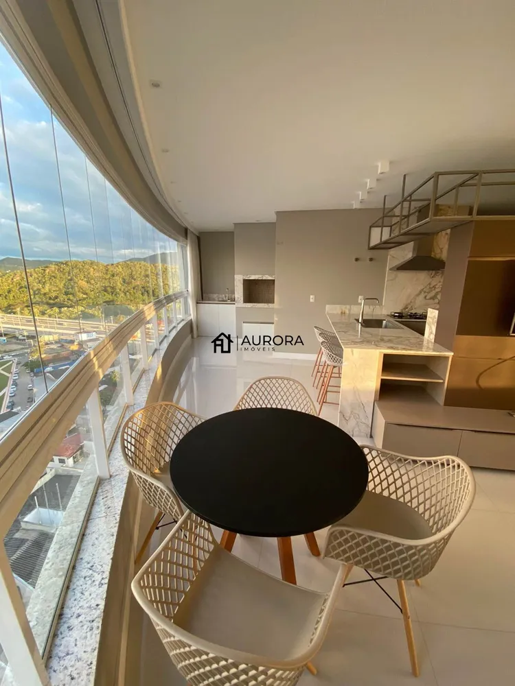 Apartamento, 3 quartos, 134 m² - Foto 4