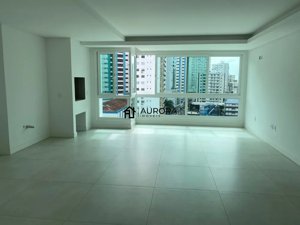 Apartamento, 3 quartos, 137 m² - Foto 2
