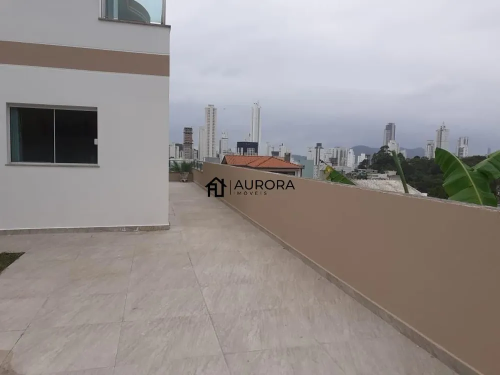 Casa, 4 quartos, 350 m² - Foto 4