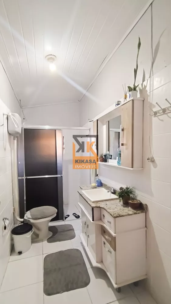 Casa, 3 quartos, 181 m² - Foto 1