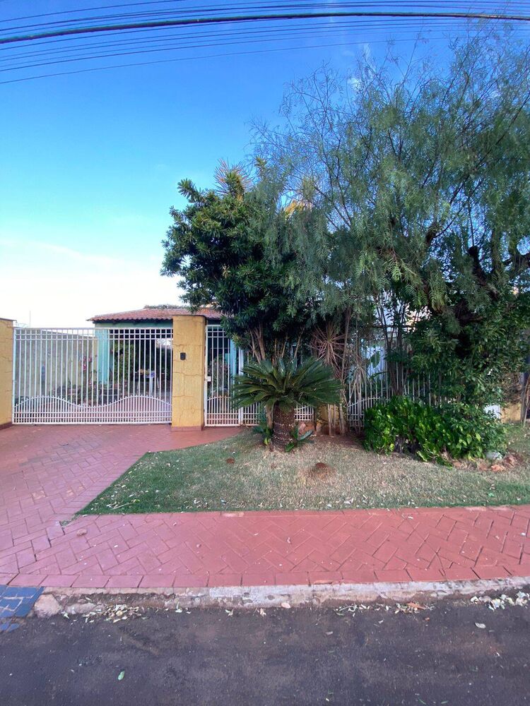 Casa, 3 quartos, 138 m² - Foto 1