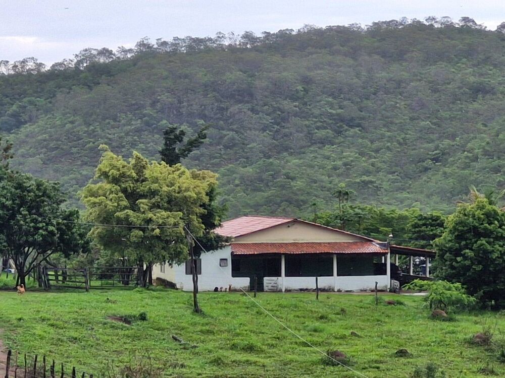 Terreno à venda, 64m² - Foto 1