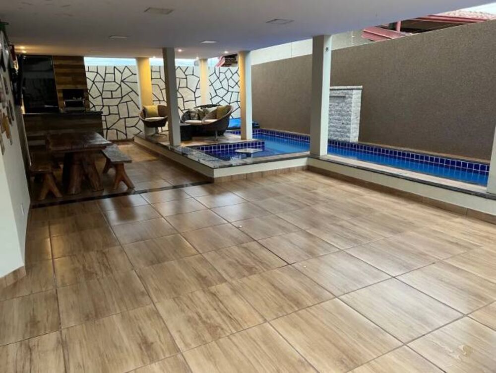 Casa de Condomínio à venda com 3 quartos, 266m² - Foto 2