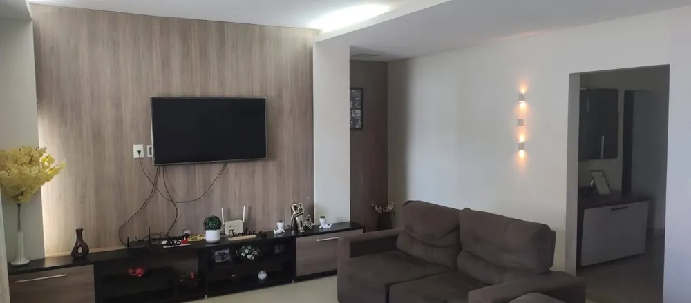 Casa, 4 quartos, 170 m² - Foto 4