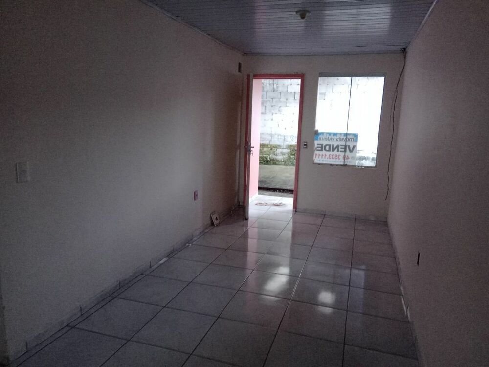 Casa à venda e aluguel com 2 quartos, 43m² - Foto 3