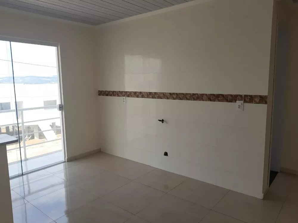 Casa à venda com 5 quartos, 152m² - Foto 4