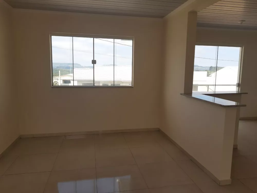 Casa à venda com 5 quartos, 152m² - Foto 3