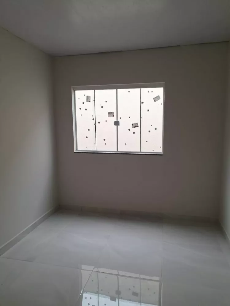 Casa à venda com 2 quartos, 69m² - Foto 3