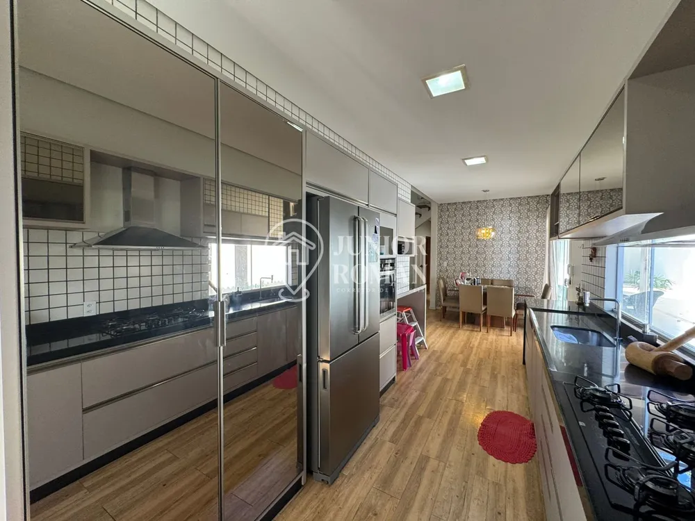 Sobrado, 3 quartos, 360 m² - Foto 8