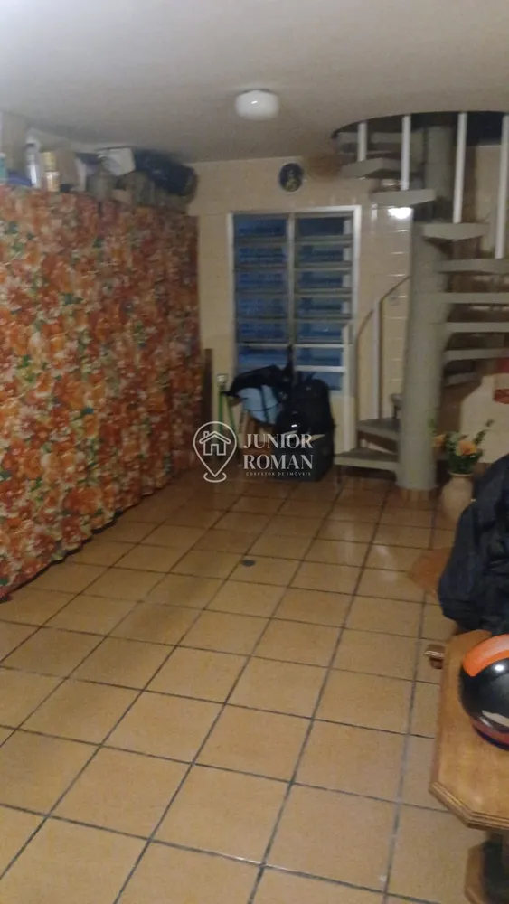 Casa, 3 quartos, 250 m² - Foto 11