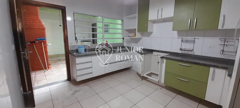 Sobrado, 3 quartos, 206 m² - Foto 4