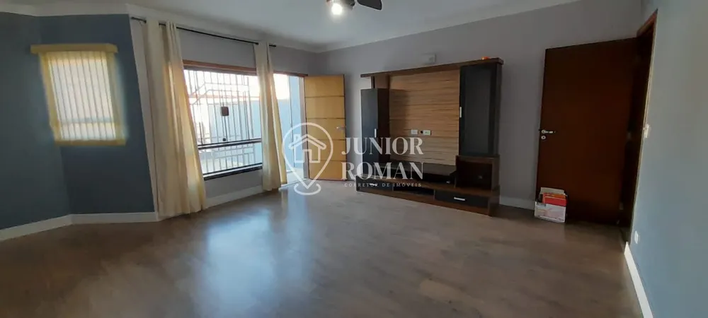 Sobrado, 3 quartos, 206 m² - Foto 1