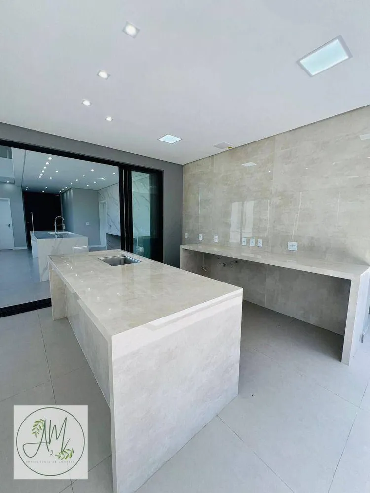 Sobrado, 4 quartos, 310 m² - Foto 4