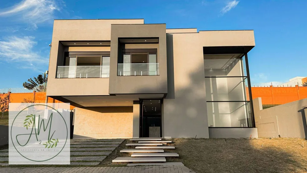 Sobrado, 4 quartos, 310 m² - Foto 1