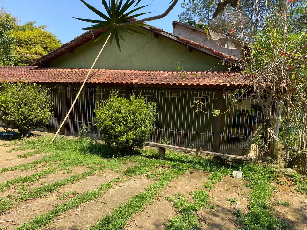 Fazenda à venda com 4 quartos, 8000m² - Foto 1