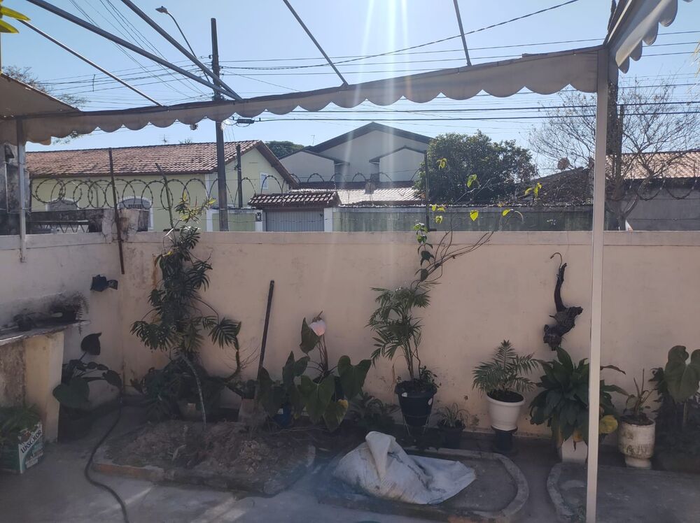 Casa à venda com 3 quartos, 390m² - Foto 2