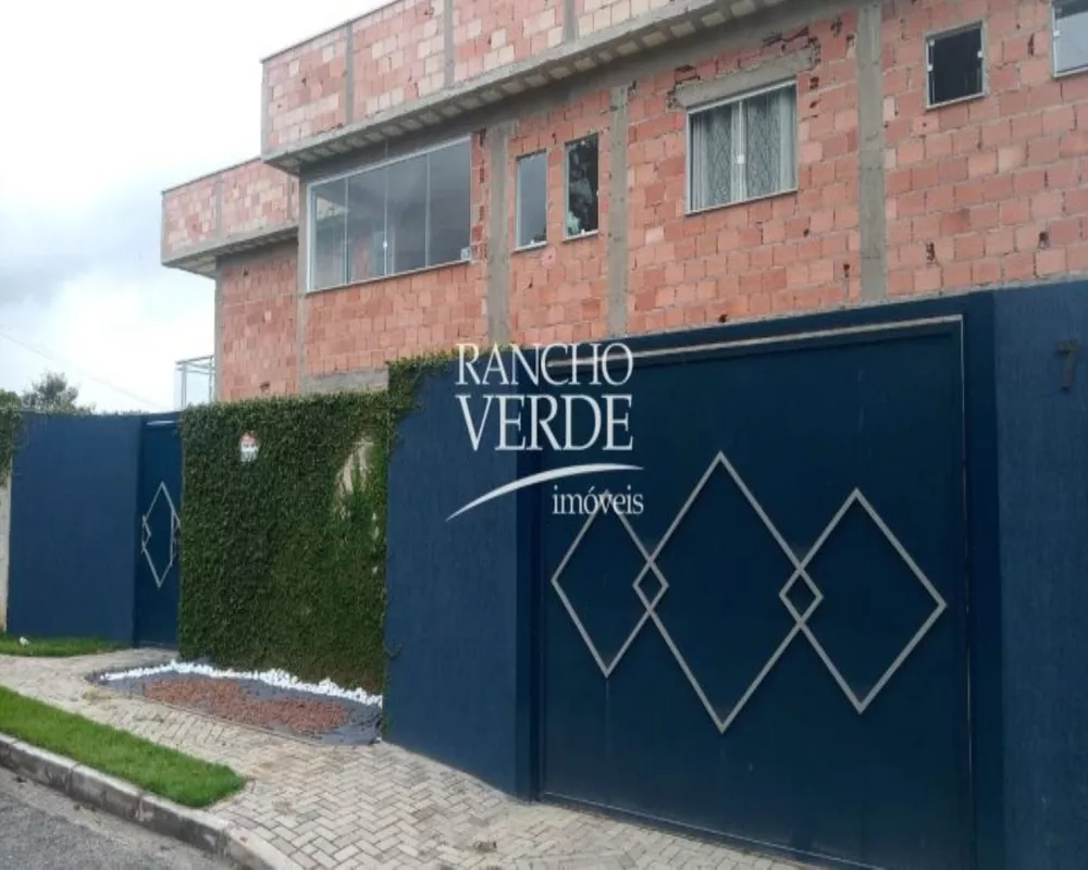 Fazenda à venda com 3 quartos, 1400m² - Foto 1