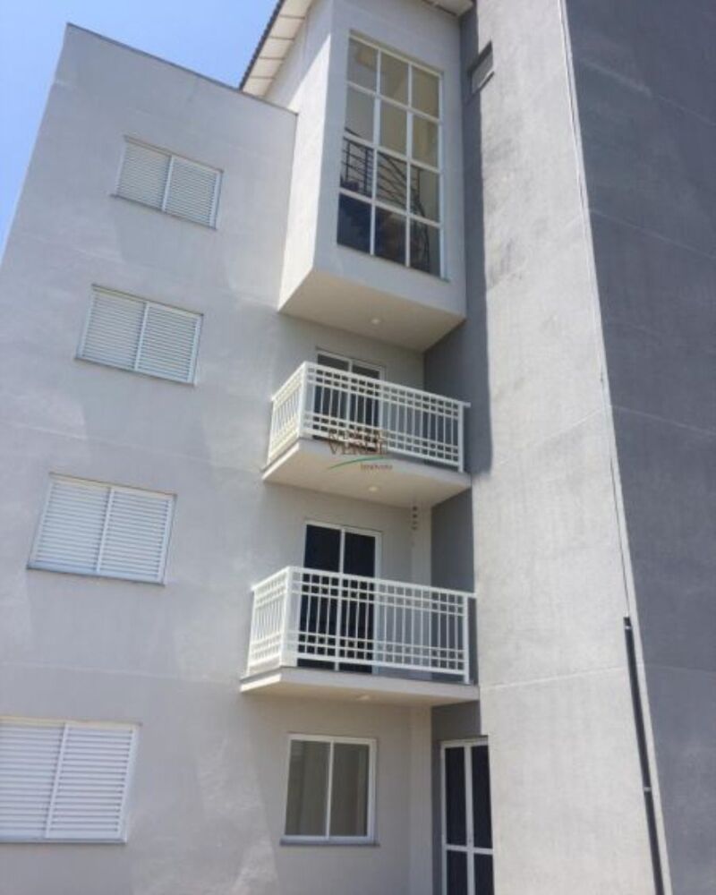 Apartamento à venda com 3 quartos, 96m² - Foto 1