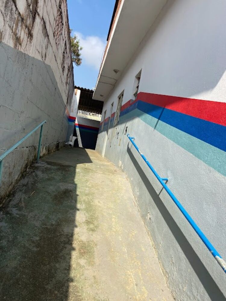 Casa à venda com 3 quartos, 300m² - Foto 4