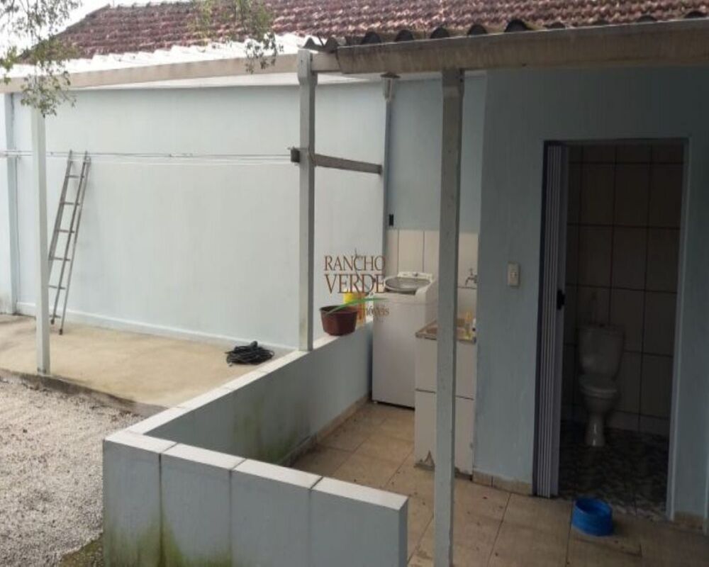Chácara à venda com 2 quartos, 1600m² - Foto 1