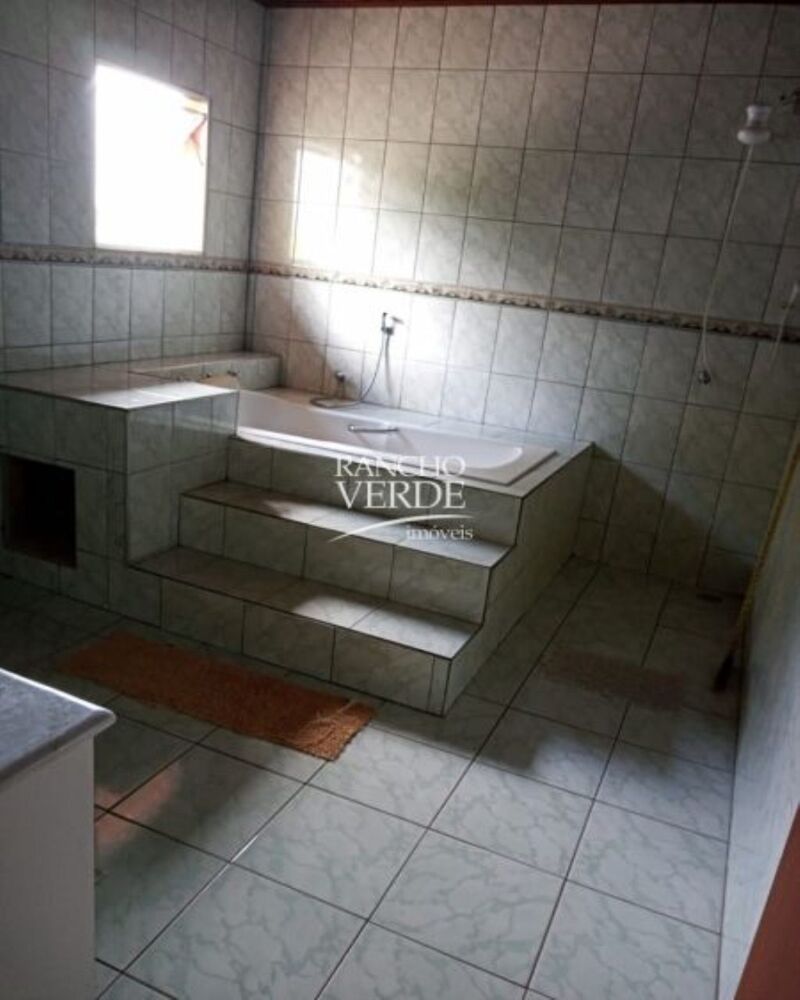 Chácara, 8 quartos, 1 m² - Foto 1