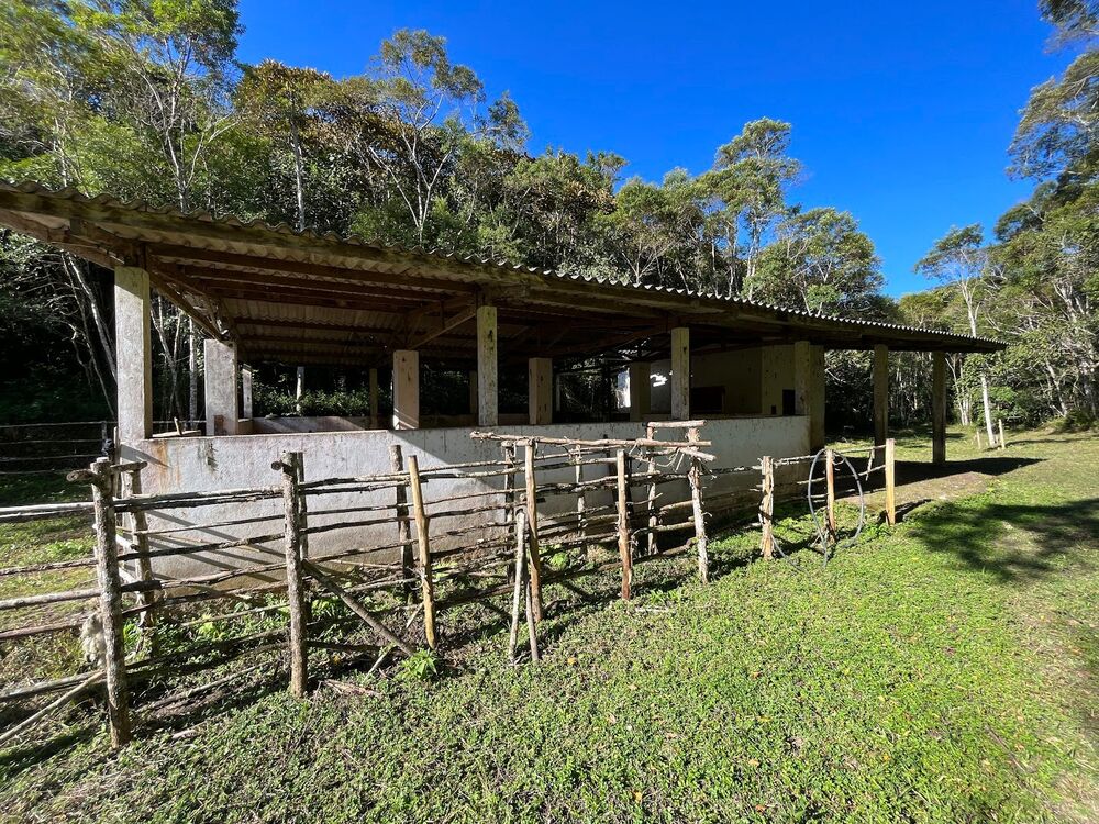 Sítio à venda com 3 quartos, 20m² - Foto 13