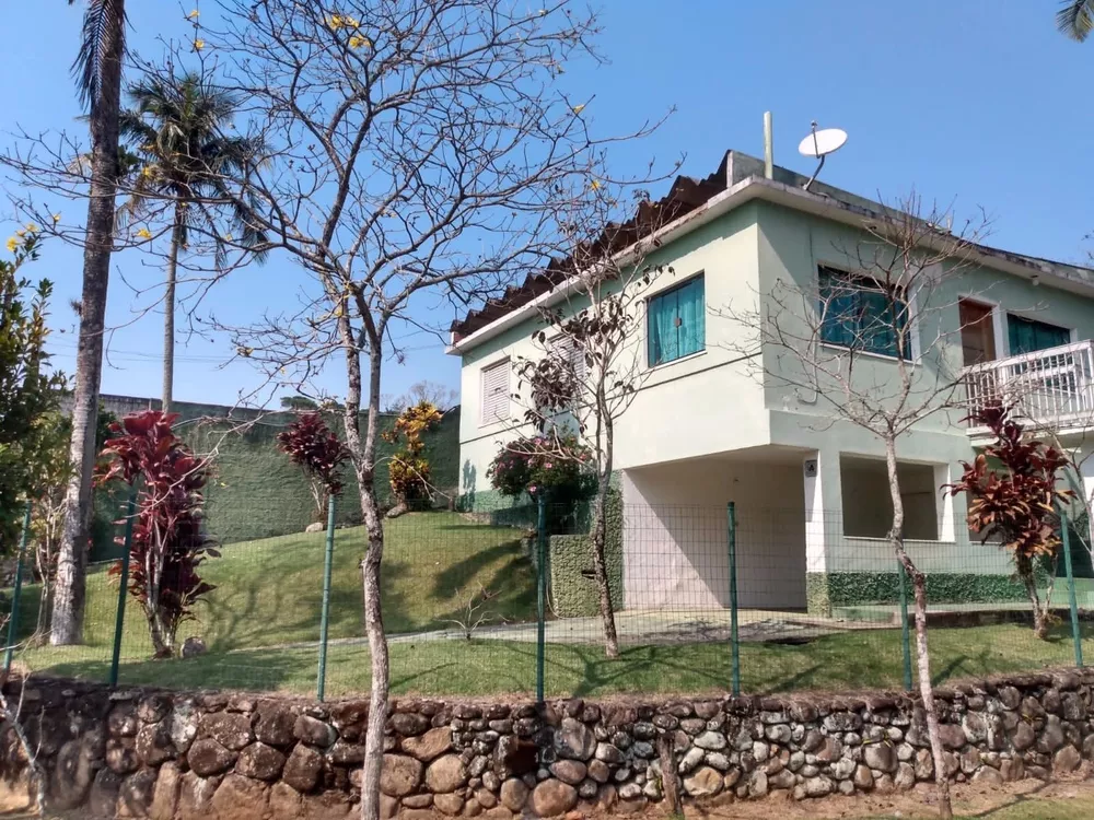 Casa à venda com 2 quartos, 269m² - Foto 1