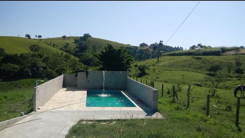 Chácara, 5 quartos, 5250 m² - Foto 1