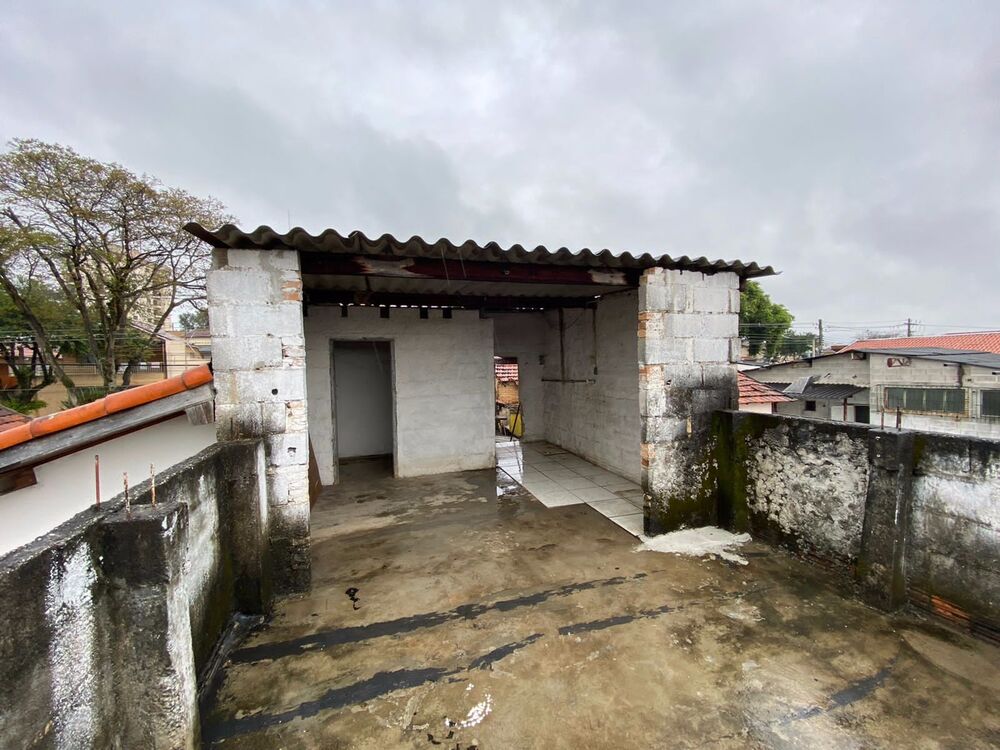 Casa à venda com 2 quartos, 175m² - Foto 5