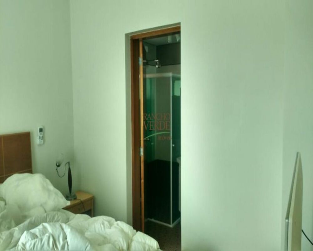 Chácara, 4 quartos, 5490 m² - Foto 1