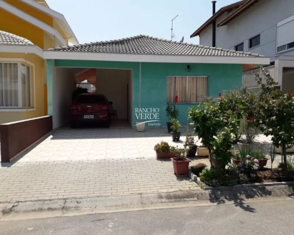 Casa à venda com 3 quartos, 150m² - Foto 2