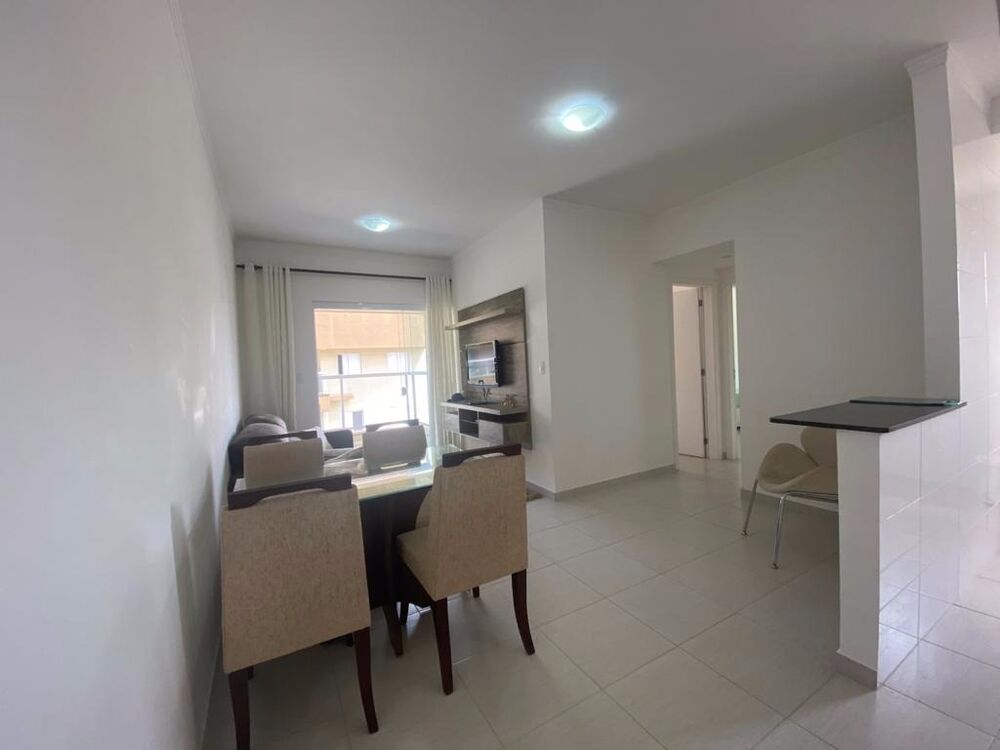 Apartamento à venda com 2 quartos, 60m² - Foto 2