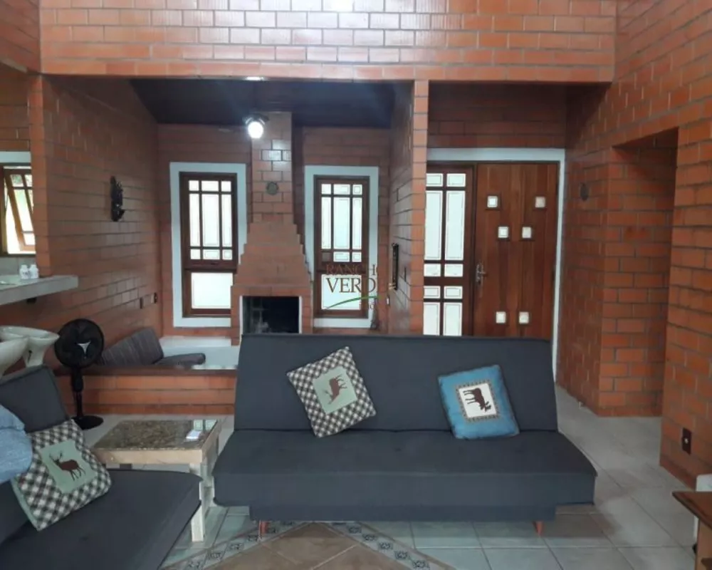 Casa à venda com 3 quartos, 145m² - Foto 4