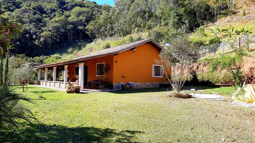 Fazenda à venda com 2 quartos, 12000m² - Foto 1