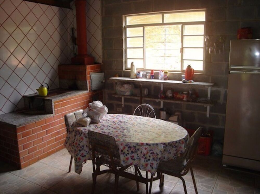 Sítio, 4 quartos, 1 m² - Foto 2