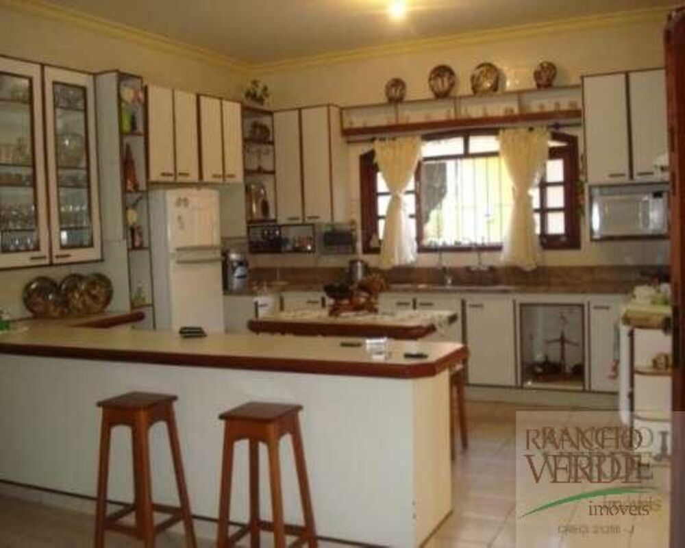 Hotel, 4 quartos - Foto 3