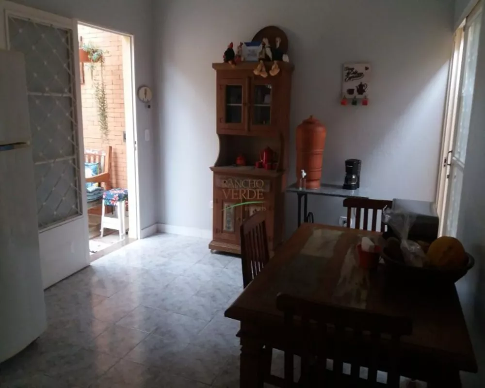 Casa à venda com 2 quartos, 150m² - Foto 9