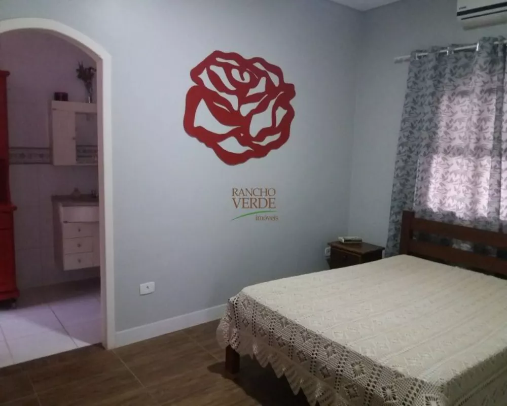 Casa à venda com 2 quartos, 150m² - Foto 4