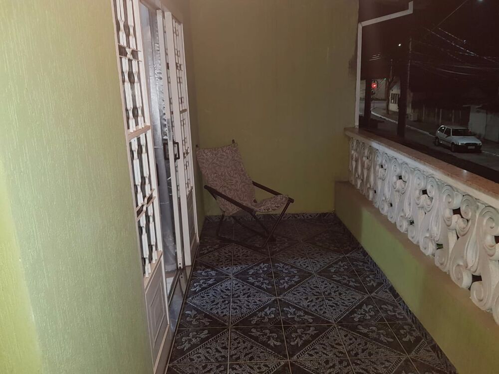 Casa à venda com 3 quartos, 150m² - Foto 2